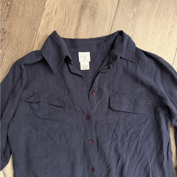 Navy blue button up - Picture 3 of 3